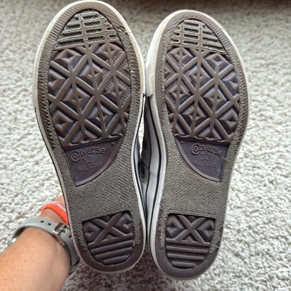 Converse Gray Kids Sneakers with Unicorn Design - Picture 4 of 9